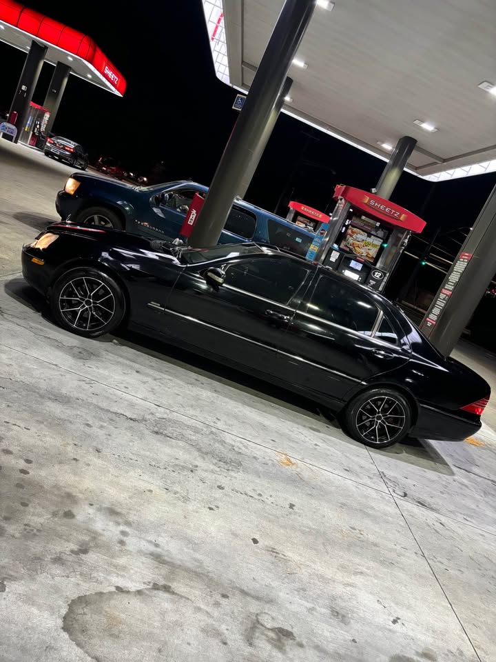 Black 2001 Mercedes-Benz S500 automatic sedan For Sale