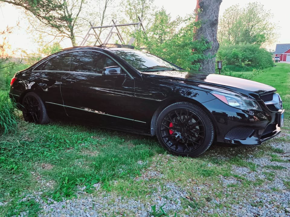 Black 2015 Mercedes-Benz E400 automatic coupe For Sale