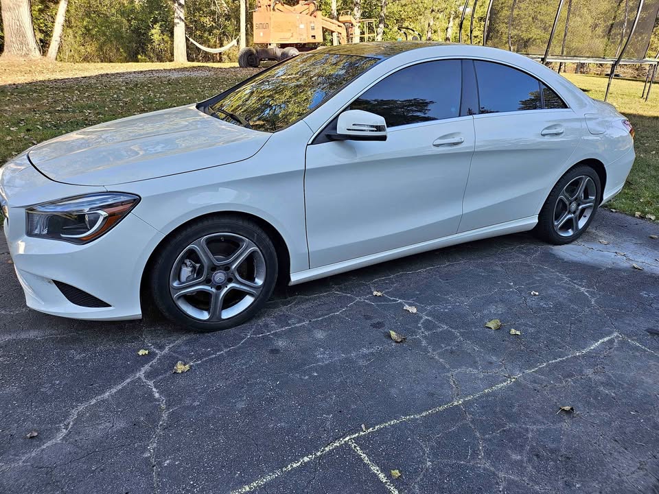 White 2014 Mercedes-Benz CLA 250 automatic coupe For Sale