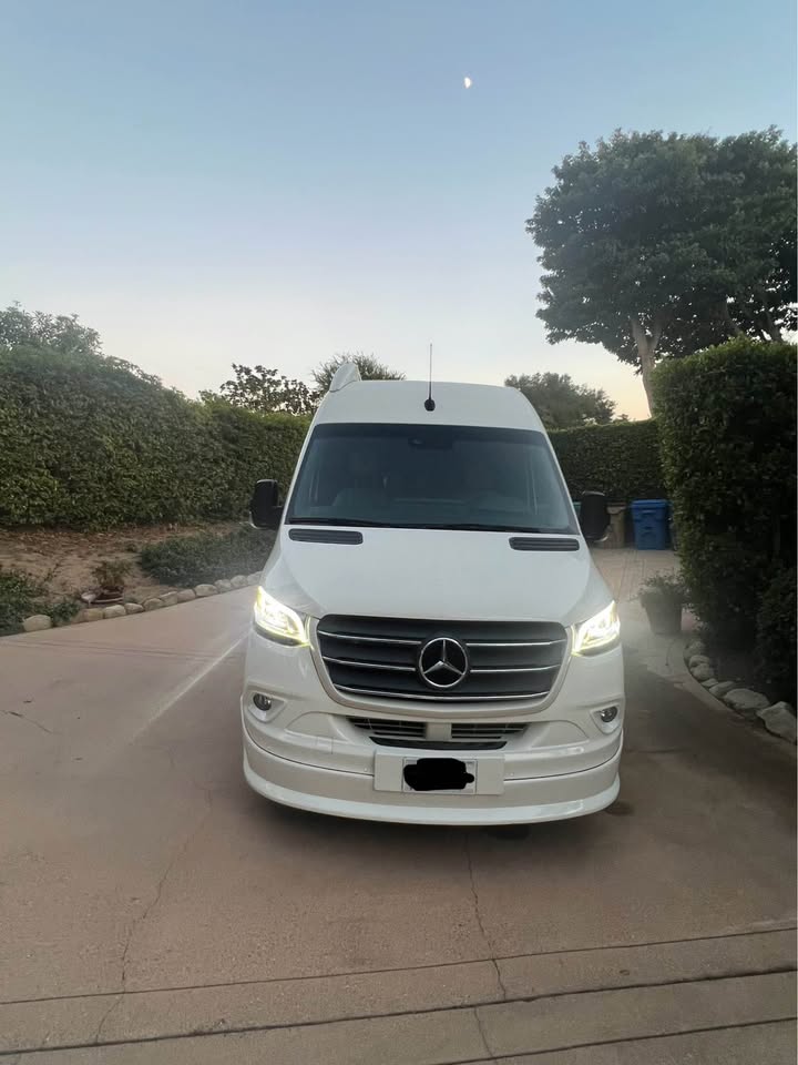 2022 Mercedes-Benz Grech RV Strada-ion Lounge Class B diesel motorhome For Sale