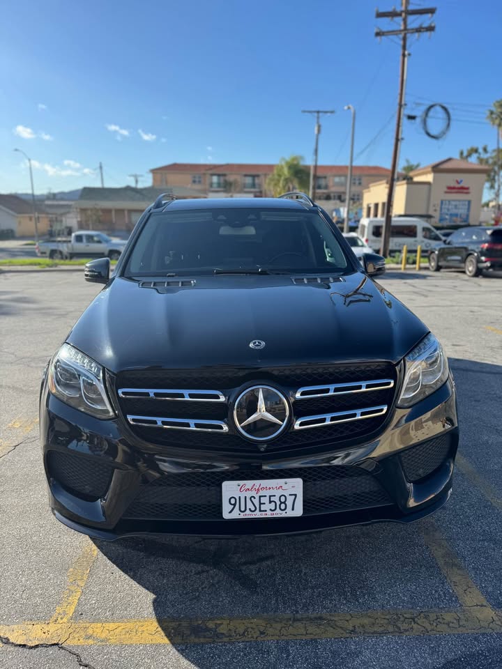 Black 2018 Mercedes-Benz GLS 550 automatic SUV For Sale