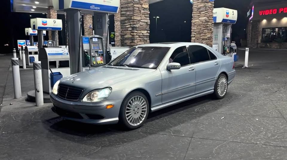 Silver 2003 Mercedes-Benz S500 automatic sedan For Sale