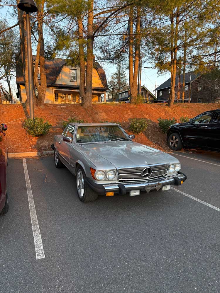 Silver 1981 Mercedes-Benz 380 SL automatic convertible For Sale