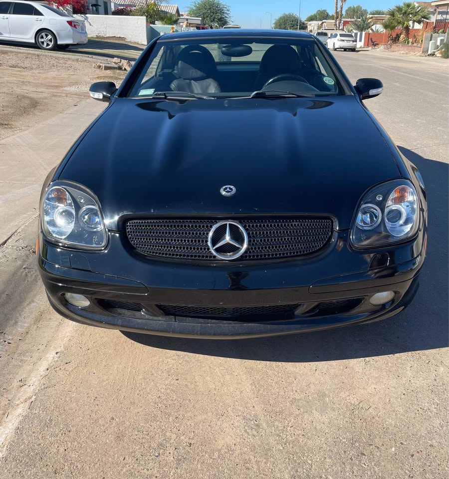Black 2004 Mercedes-Benz SLK 320 automatic convertible For Sale