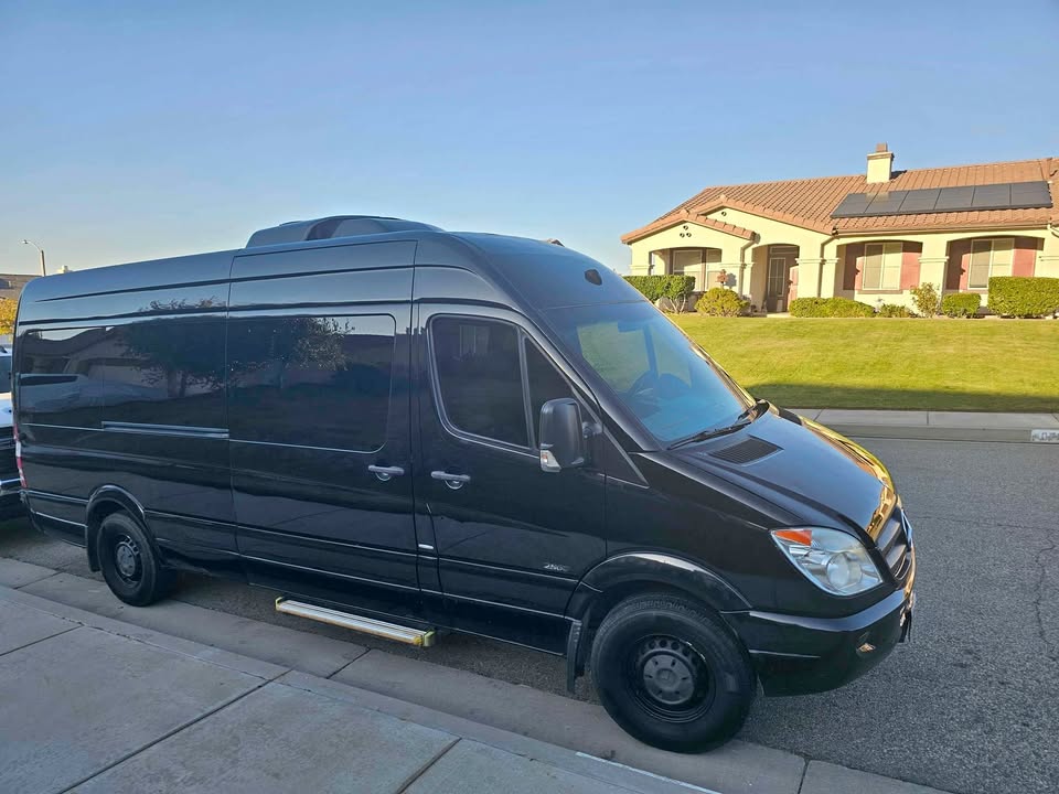 Black 2013 Mercedes-Benz Sprinter 2500 automatic van For Sale
