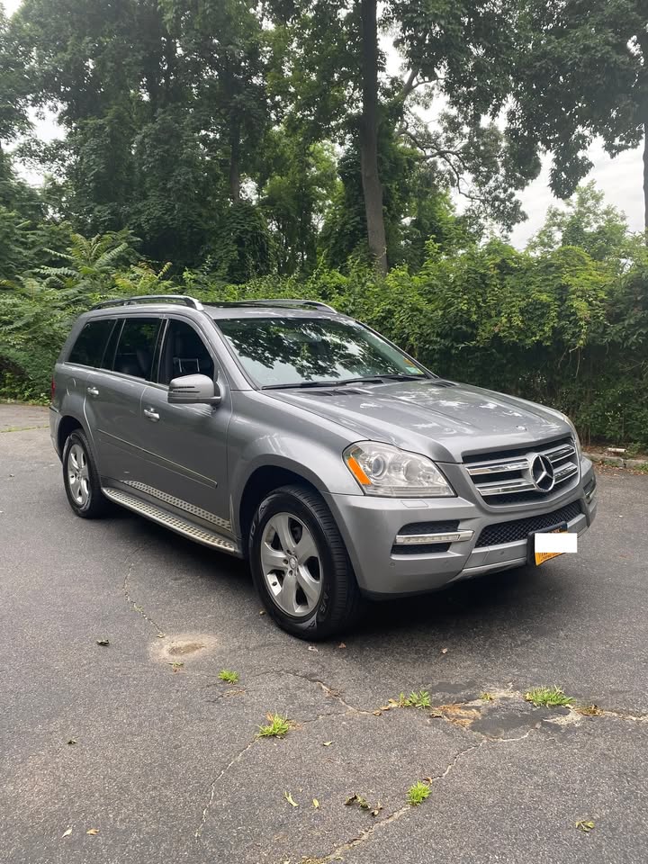 Silver 2012 Mercedes-Benz GL450 4Matic automatic SUV For Sale