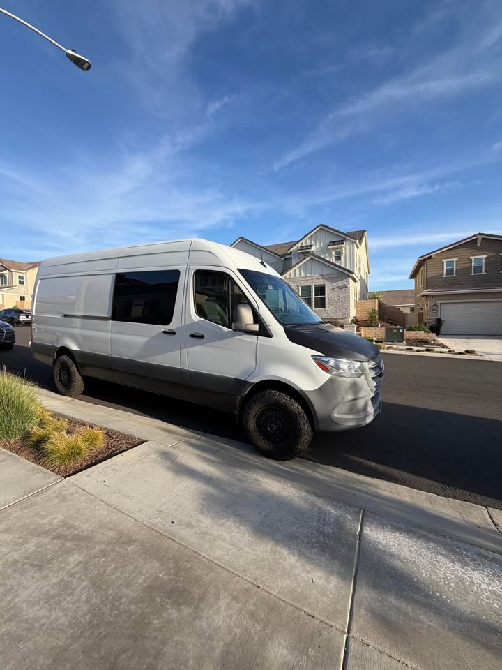 White 2020 Mercedes-Benz Sprinter 2500 automatic van For Sale